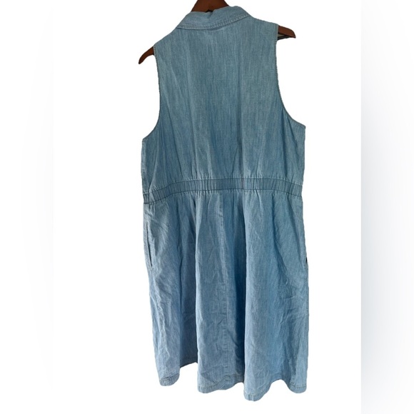 Women's Denim Sleeveless Mini Shirtdress  Ava & Viv light Denim Wash - Picture 2 of 11
